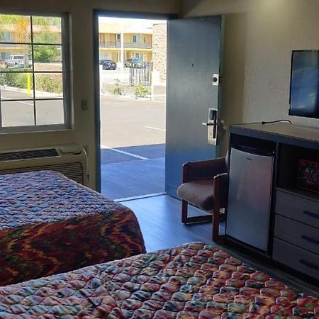 Classic Motel Anaheim Esterno foto