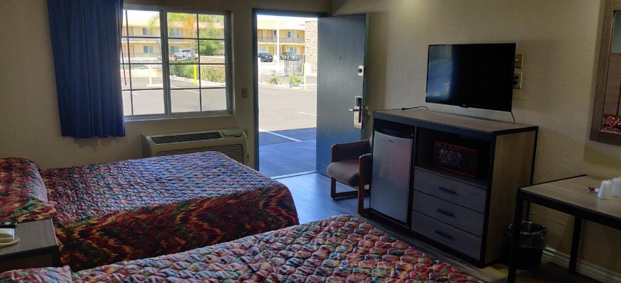 Classic Motel Anaheim Esterno foto